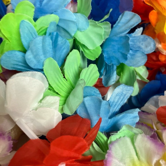 Lot Of Ten Leis Accessory Hawaiian Lei Multicolor Floral Party Vibrant Tropical - Picture 4 of 8